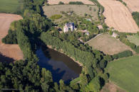 ch�teau de Nuch�ze � Champdeniers Saint Denis