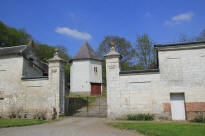 Chteau de d'Occoches  le pigeonnier