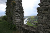 chateau de Poilvache � Houx