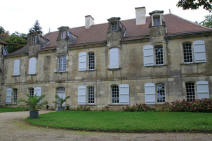 chateau de Puychevrier à Beaumont