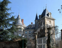 Chteau de Saint Bonnet les Oules