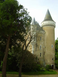 chateau des maitres sonneurs