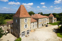 ch�teau de Saint Loup en Albret a&nbsp;Montagnac-sur-Auvignon