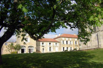 ch�teau de Saint Loup en Albret&nbsp;a&nbsp;Montagnac-sur-Auvignon