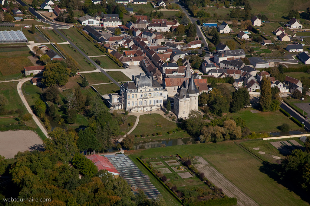 chateau de Verneuil sur Indre, école de jeunes horticulteurs chateau de Verneuil sur Indre, école de jeunes horticulteurs