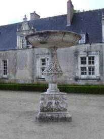 chateau de Villesavin