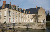 chateau des Seigneurs du Canal a Briare