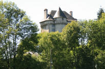 ch�teau du Ch�telet � Ydes