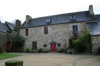 Manoir de M�zedern   Plougonven