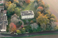 ch�teau de Breloux � La Cr�che