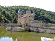 Ch�teau de La Roche � Saint-Priest-la-Roche
