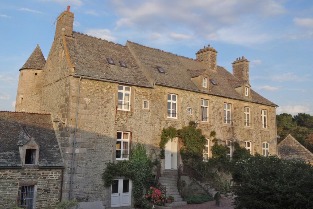 chateau du Rozel, location chambres d'hôtes et gîtes