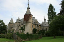 Ch�teau d'Assenois  L�glise