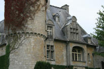 Ch�teau d'Assenois  L�glise