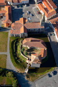 chateau d'Ardelay - Les Herbiers