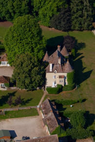 chateau de Boutissaint � Treigny