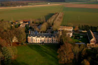 chateau de Br�court � Douains