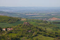 chateau fort de Buss�ol � Vic le Comte