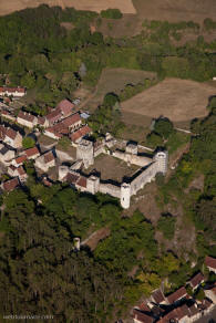 ch�teau de Druyes-Les-Belles-Fontaines