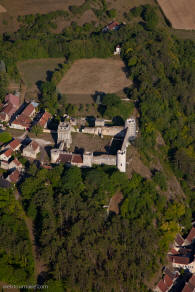 ch�teau de Druyes-Les-Belles-Fontaines