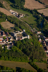 ch�teau de Druyes-Les-Belles-Fontaines