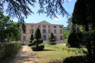 chateau de Grigny