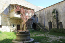 château de Jalès   Berrias-e-Casteljau