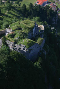 chateau de Joux  La Cluse et Mijoux