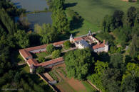 chateau de l'Aubraie � La R�orthe