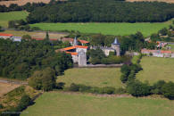 chateau de l'Echasserie � La Bruffi�re