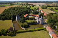 chateau de l'Echasserie � La Bruffi�re