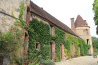 maison-forte de la Bruy�re � Dracy