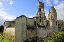 chateau de la Chapelle-Bellouin