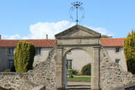 chateau de la Dubrie � Bressuire
