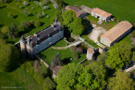 chateau de la Gu�rivi�re � Van�ais