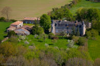 chateau de la Gu�rivi�re � Van�ais