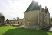 chateau de Launay à Sérigny