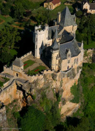 chateau de Laussel à Marquay