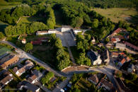 chateau de Maud�tour en Vexin