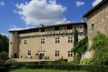 chteau de Mayragues a Castelnau de Montmiral