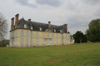 chateau de Monsures