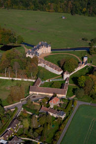 chateau de Montigny sur Avre