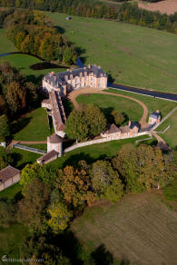 chateau de Montigny sur Avre