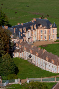chateau de Montigny sur Avre