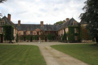 chateau de Montigny à Perreux