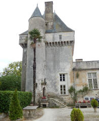 chateau de Mornay  Saint Pierre de l'le