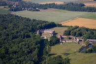 chteau de Neuville  Gambais