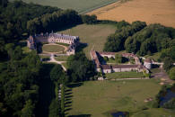 chteau de Neuville  Gambais