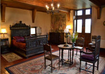 ch�teau de Peufeilhoux   Vallon-en-Sully