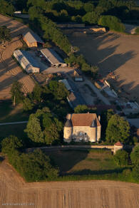 ch�teau de Pouilly � Fontenay-pr�s-V�zelay